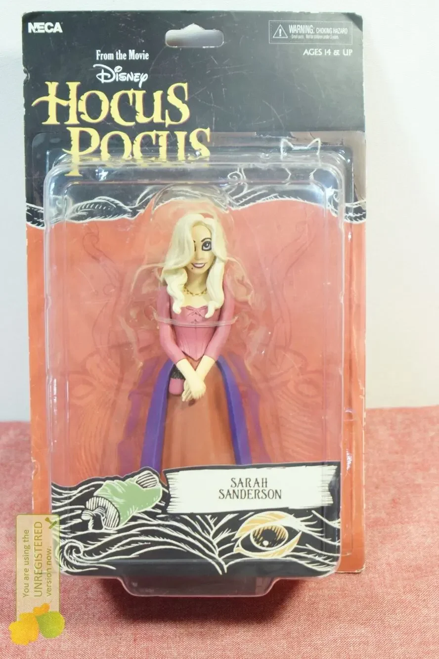 NECA Hocus Pocus Toony Classics Sarah Sanderson 6” Figure